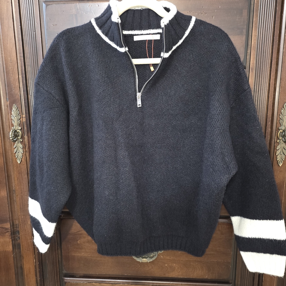 Olivaceous Black Half-Zip Sweater with White Trim